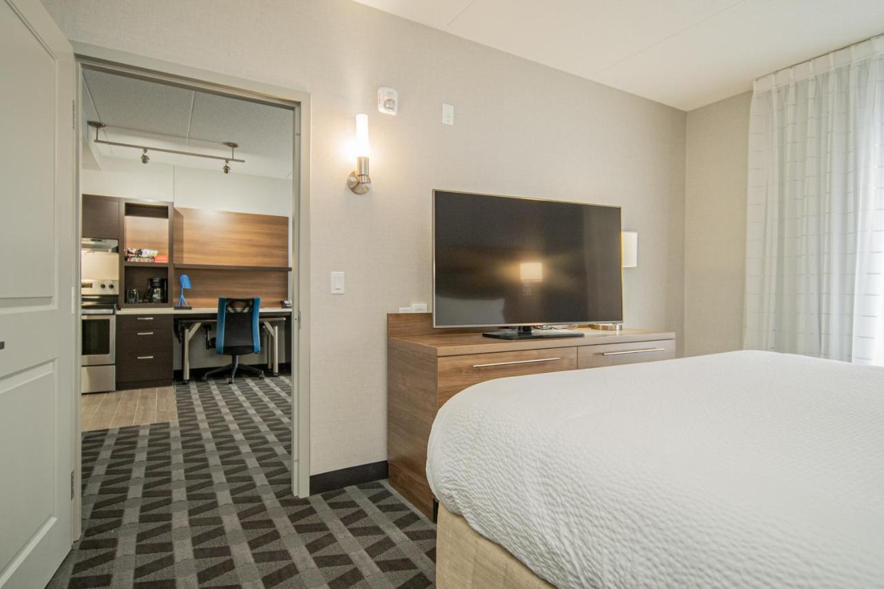 Towneplace Suites By Marriott Brantford And Conference Centre Extérieur photo