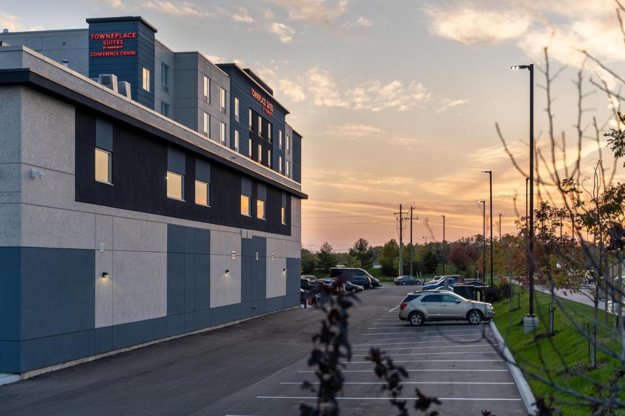 Towneplace Suites By Marriott Brantford And Conference Centre Extérieur photo