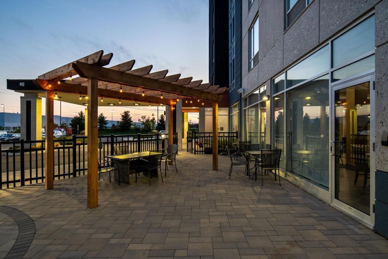 Towneplace Suites By Marriott Brantford And Conference Centre Extérieur photo