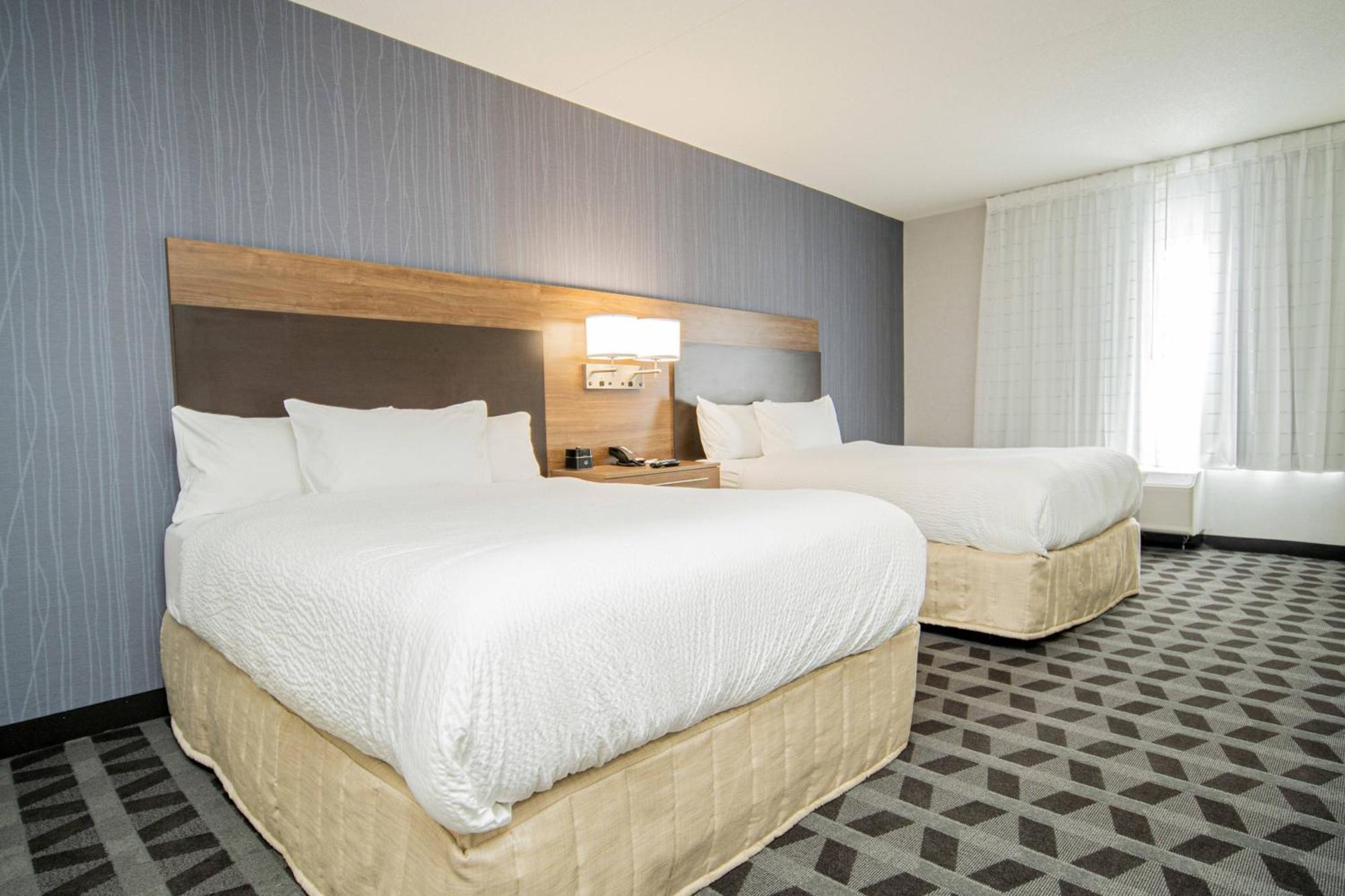 Towneplace Suites By Marriott Brantford And Conference Centre Extérieur photo